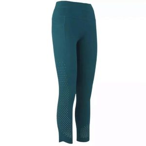 Athleta Chakra Tights 7/8 Leggings